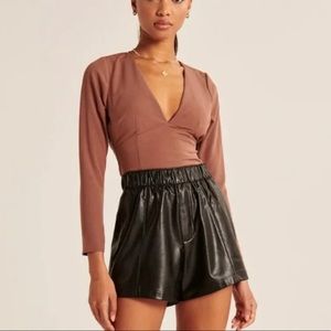Abercrombie - Brown Long-Sleeve Deep-V Top